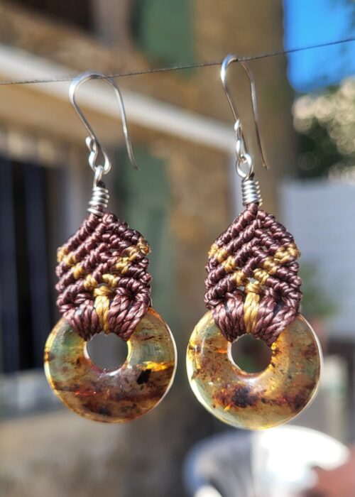 Boucles d'Oreilles Macramé Bordeaux Doré - Bijou Artisanal Mexicain Femme - Vue principale | Artisanat Mexique