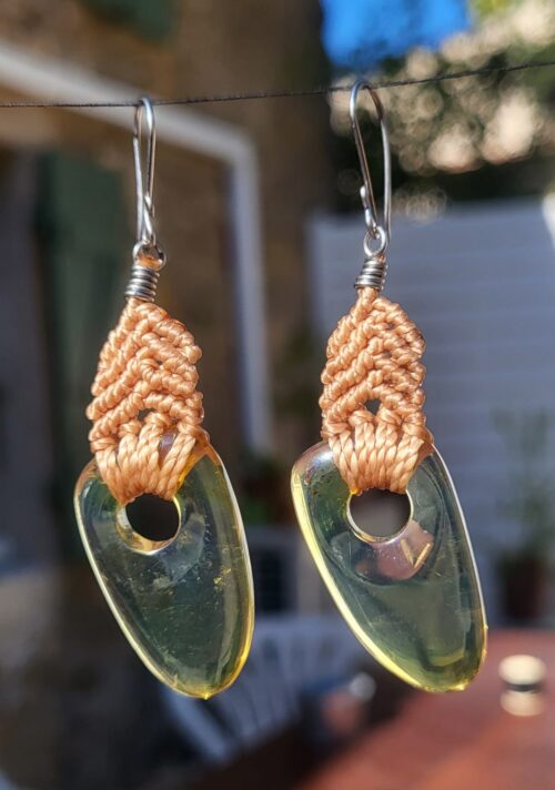 Boucles d'Oreilles Macramé Cordage Naturel Beige Doré - Vue principale | Artisanat Mexique