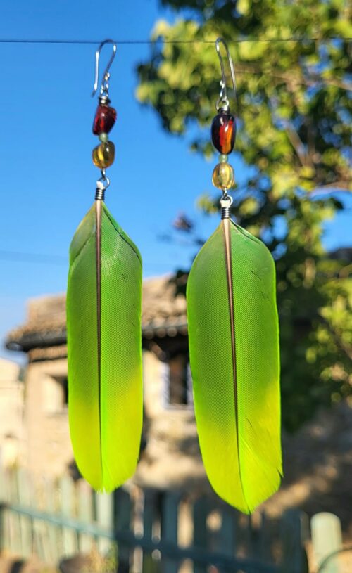 Boucles d'Oreilles Plumes Vertes Perles Naturelles - Vue principale | Artisanat Mexique