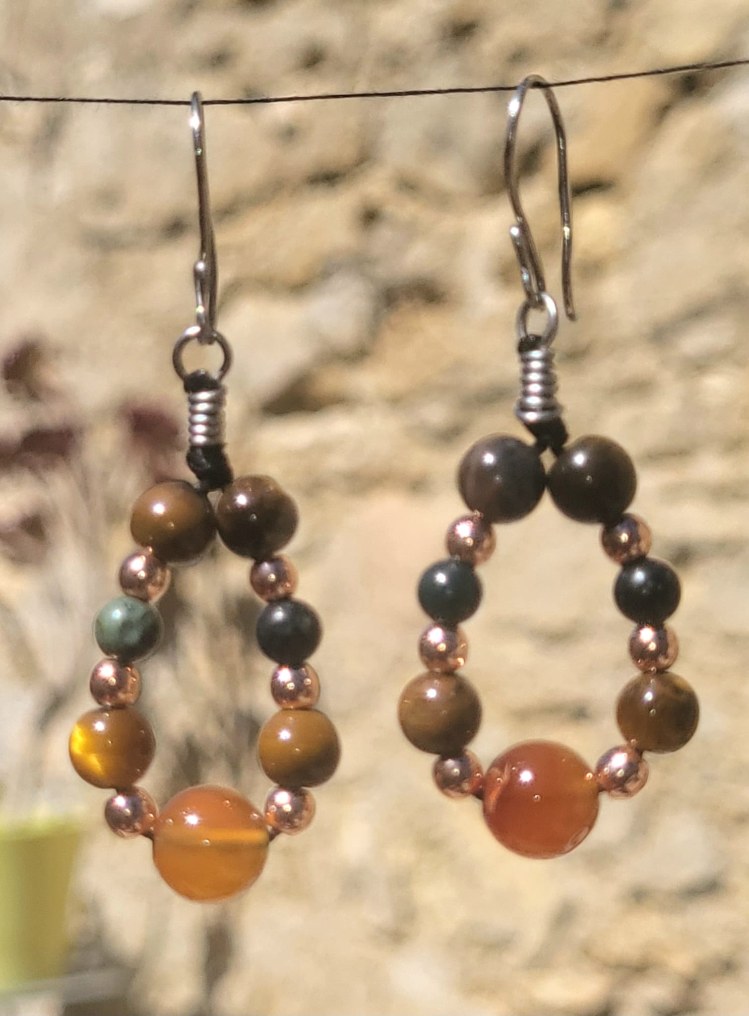 Boucles d'Oreilles Œil du Tigre Cornaline Gouttes Doré Orange - Vue principale | Artisanat Mexique