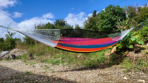 Hamac Mexicain XXL Fiesta Rayures Multicolores Tissé Main - Artisanal - Vue détail | Artisanat Mexique