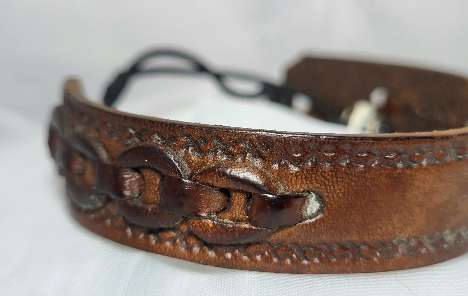Manchette Cuir Sculpté Ciselé Mexique Fait Main