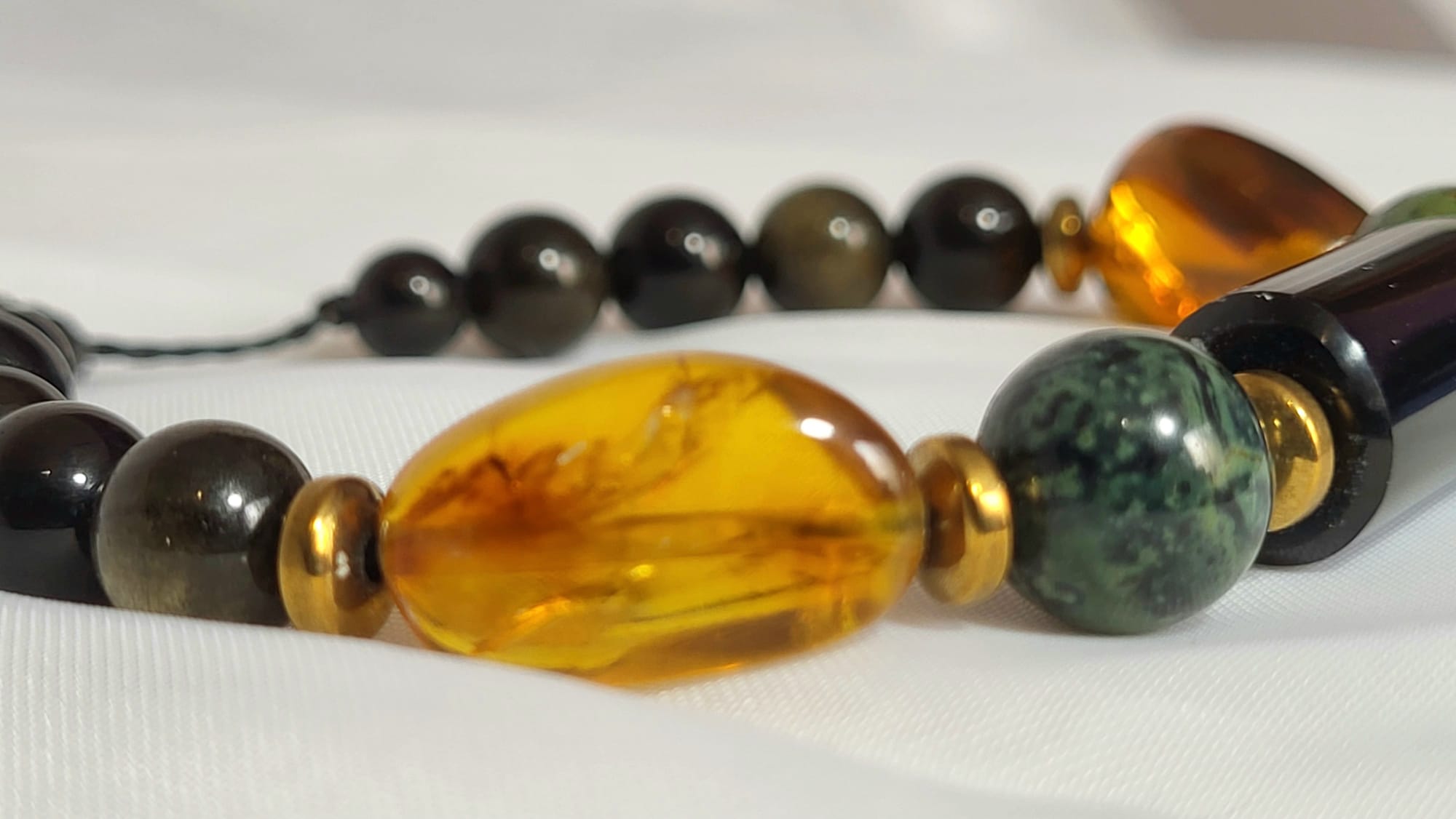 Bracelet Ambre Obsidienne Jade Trio Sacré Fait Main