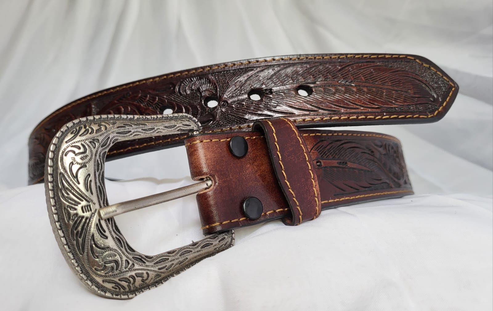 Ceinture Cuir Gravée Unisexe Marron foncé Fait Main