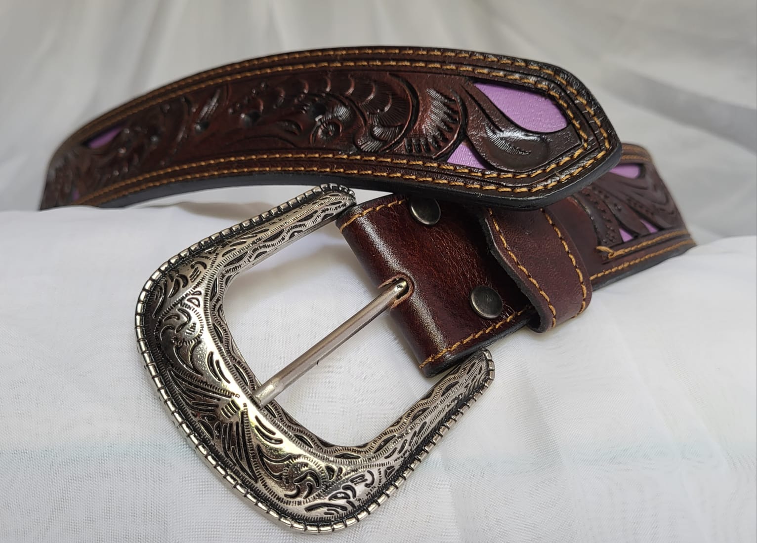 Ceinture Cuir Gravée Incrustée Unisexe Naturel foncé et