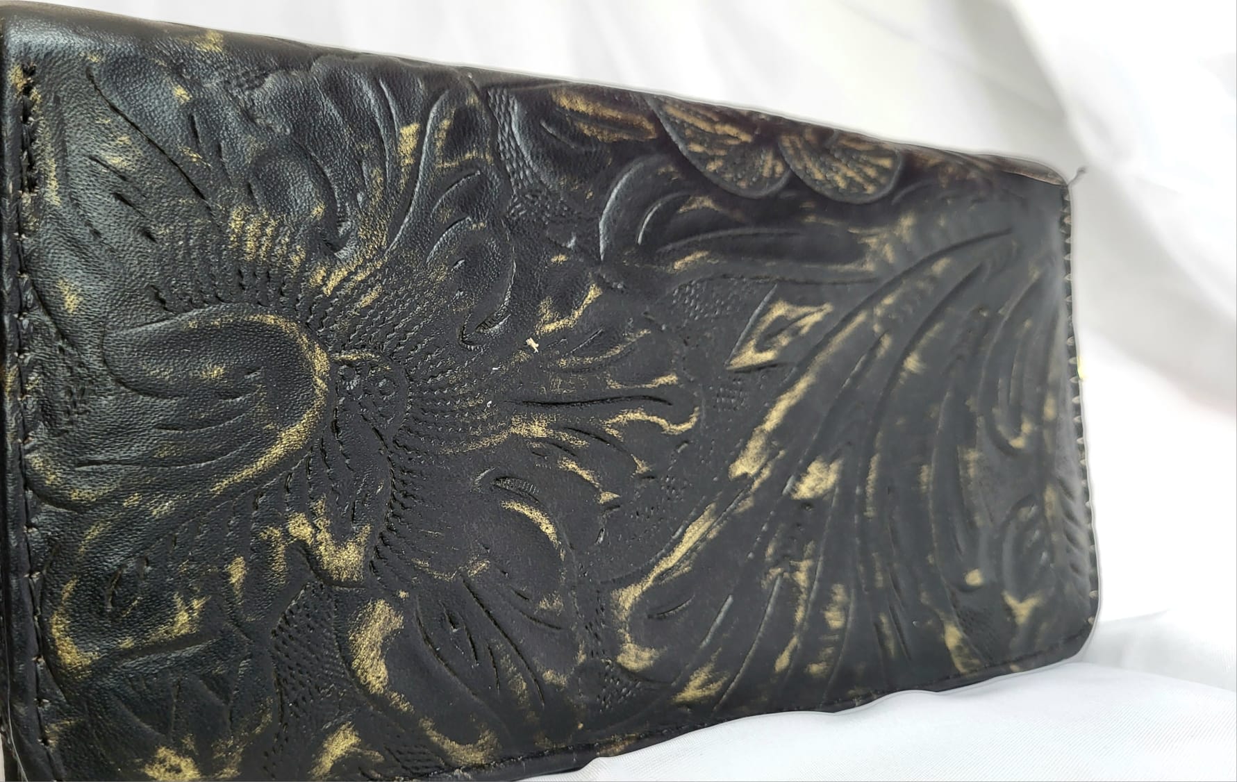 Portefeuille Cuir Noir reflets dorés Artisanat Mexicain